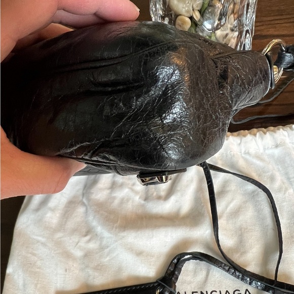 Balenciaga Agneau Hardware Hip - Picture 5 of 11